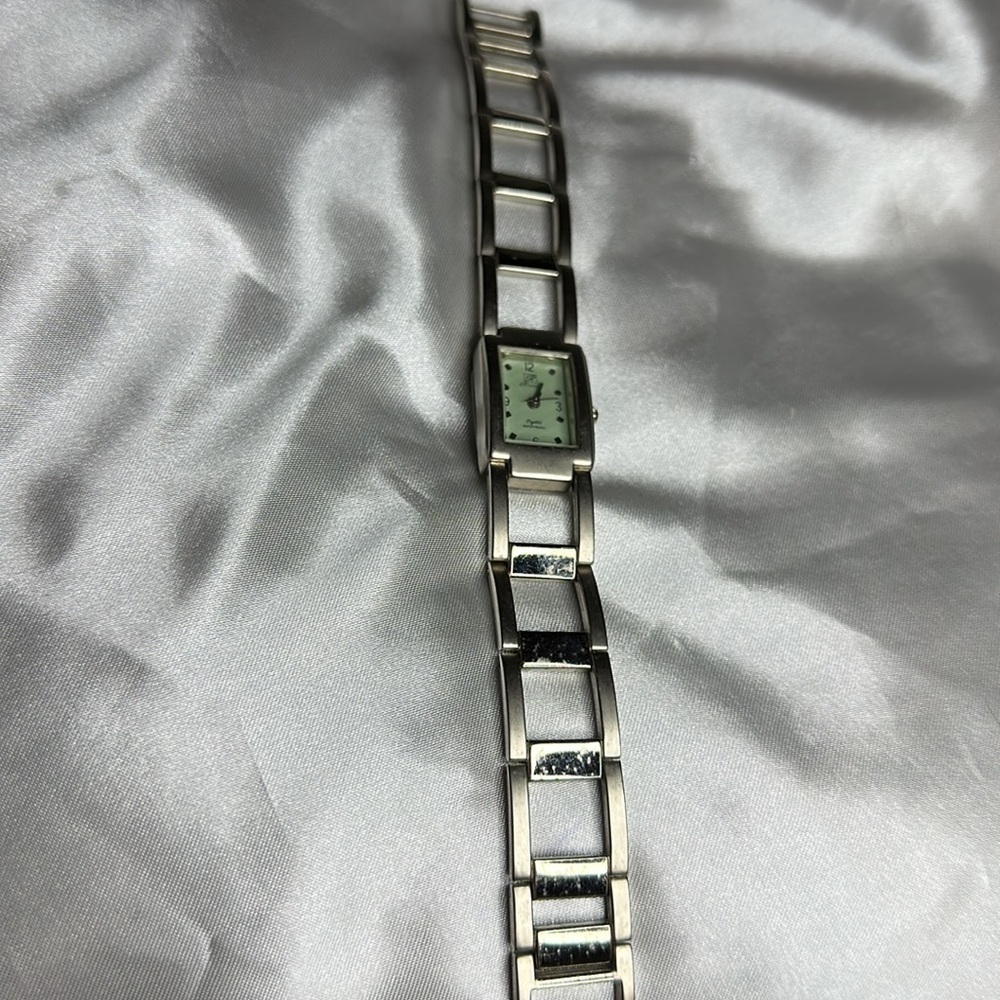 Riviera Water Resistant Link Watch Silver/Seagreen Face - Needs Battery - Picture 2 of 4